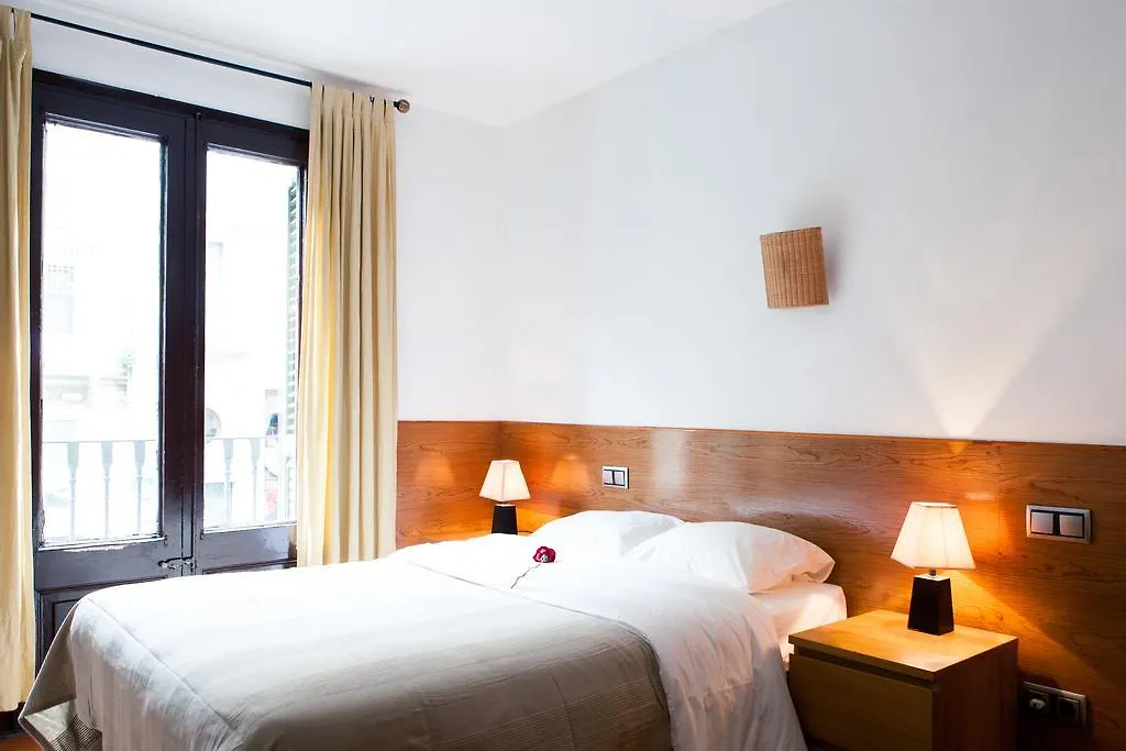 Apartment Estudios Pelayo Guest House Barcelona Spain