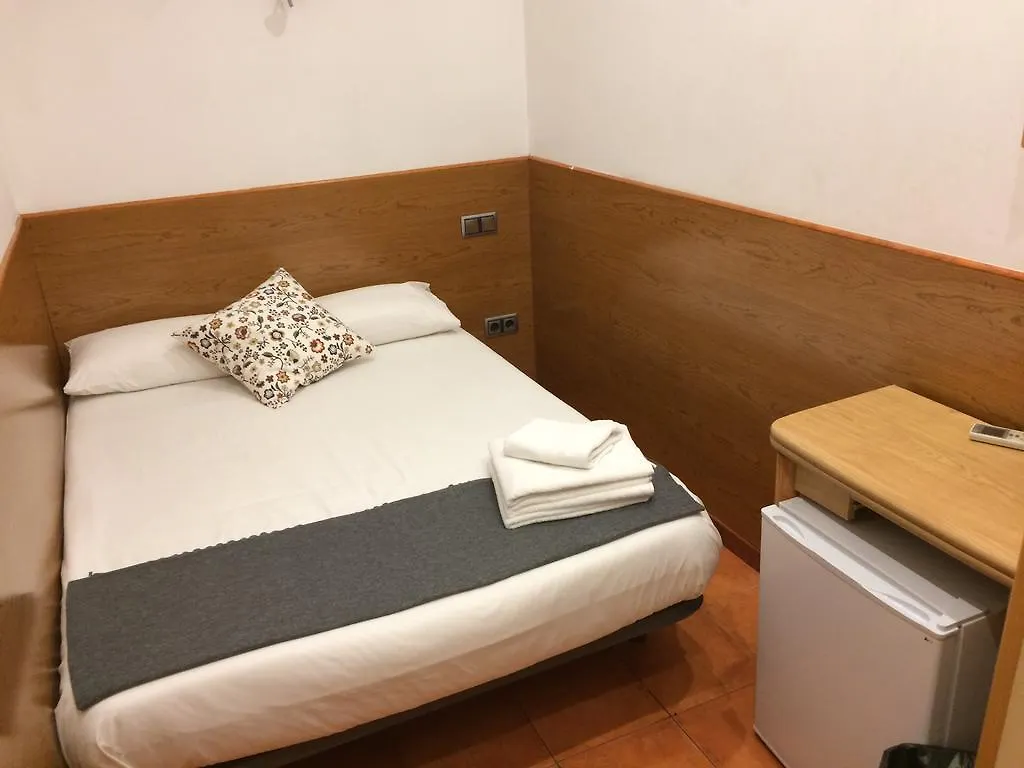 Estudios Pelayo Guest House Barcelona